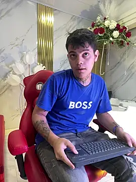 leonel_bigcum Webcam-Show