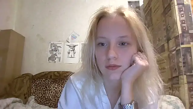 Ket-mis' Live XXX Chat