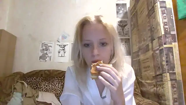 Show modela Ket-mis na web-kameri
