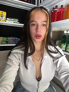 aly_16 – Live XXX-chat