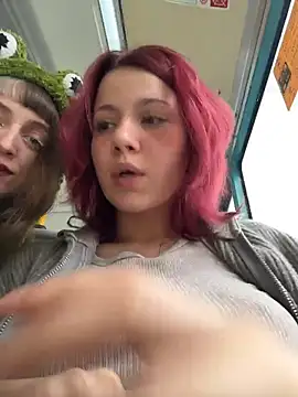 Lilly__Kiss Шоу с уебкамера