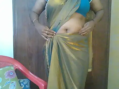 Pokazy przed kamerką – Tamil_hot_Shalini