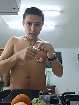 Show modela MASTERSUPREME666 na web-kameri