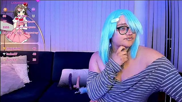 Blue_Cherry's Live Chat Room