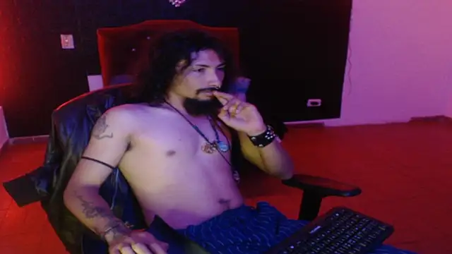 Show de strap_420 na webcam