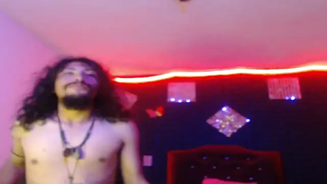 strap_420 webcam show
