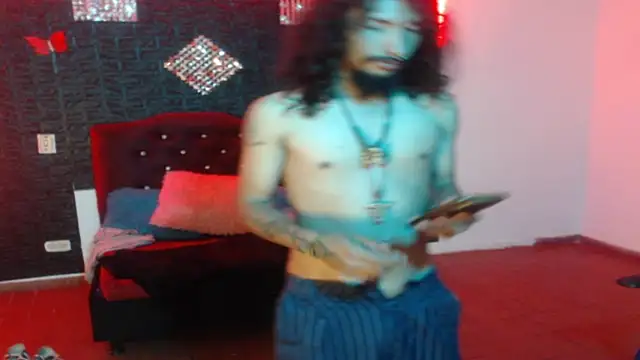 strap_420 Webcam-Show