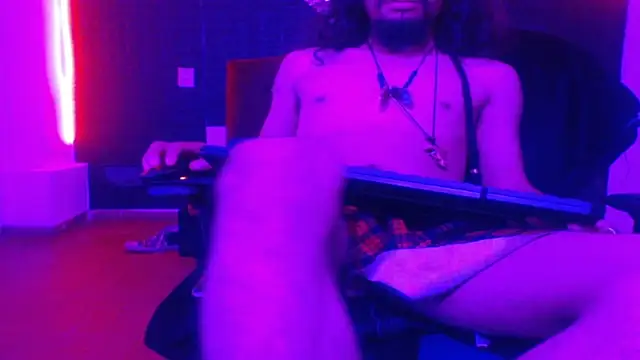 strap_420 Webcamshow
