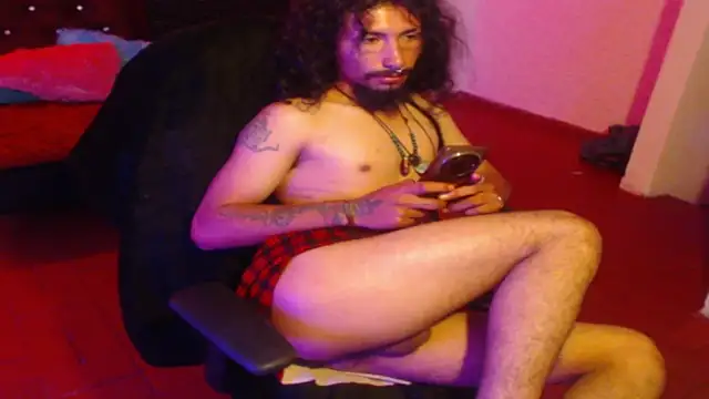 strap_420 Webcam Show