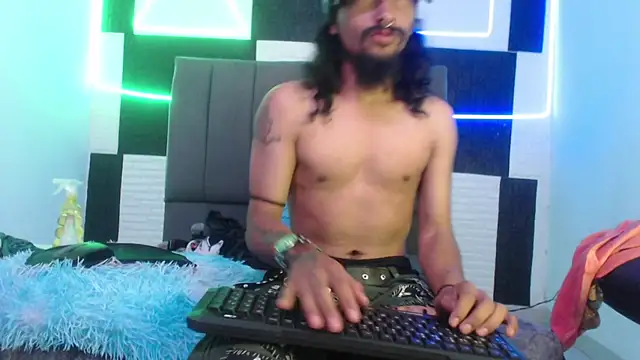 Webkamerová show strap_420