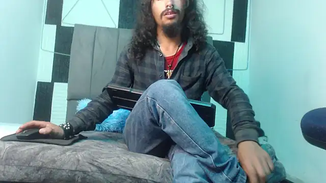 strap_420 webcam show