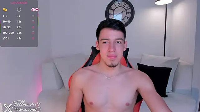 david_osoriox Show Webcam