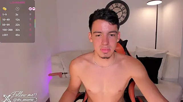 Show modela david_osoriox na web-kameri