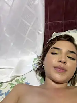 LadyScarlett_: διαδικτυακό σόου στην κάμερα