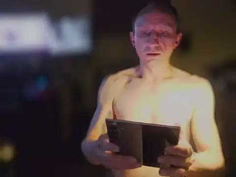 Webkamerová show PLTeloniusz