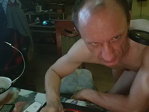 PLTeloniusz 在線直播表演