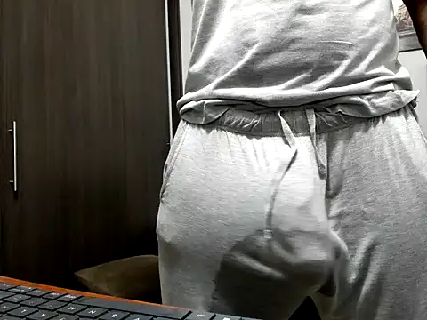 Roccoblack24cm Webcamshow