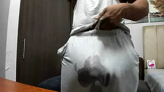 Roccoblack24cm Pertunjukan Webcam