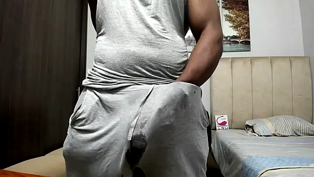 Roccoblack24cm's Webcam Show