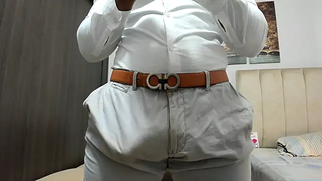 Roccoblack24cm's Webcam Show