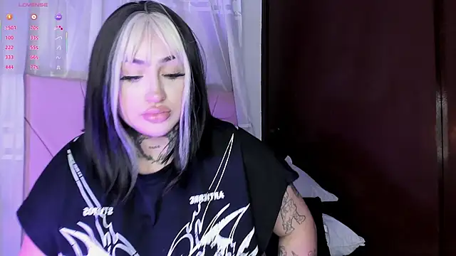 แชท XXX สดของ Bella--green