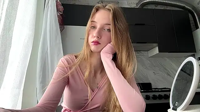LuiseFurbeckn Webbikameraesitys