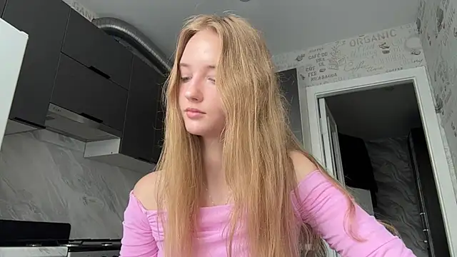 LuiseFurbeck Show in webcam