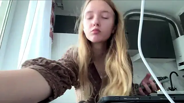 Chat XXX en directo de LuiseFurbeck