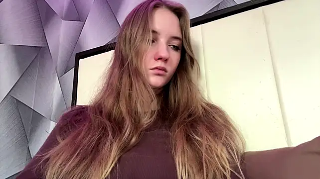 LuiseFurbeck Adlı Modelin Canlı XXX Sohbeti