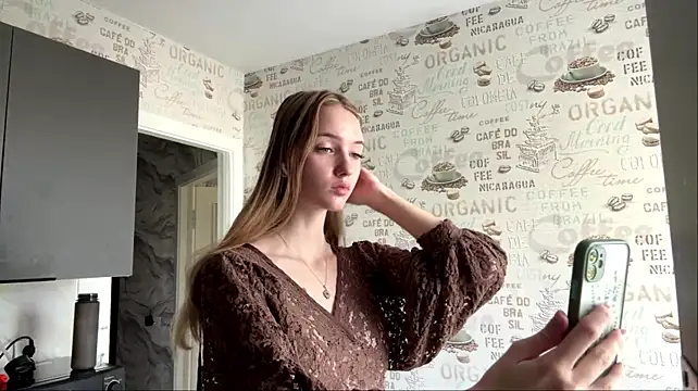 LuiseFurbeck Chat XXX in diretta