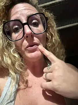 mami12567 Live XXX-chat