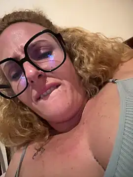 mami12567 Live XXX-chat