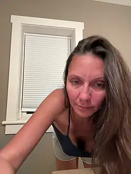 Pokazy przed kamerką – Bella_2323