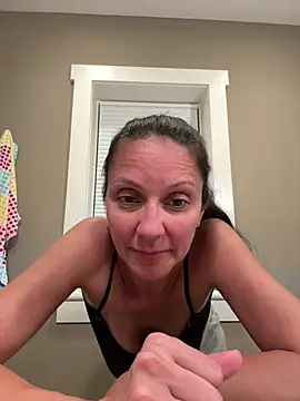 Bella_2323 Webcam Show