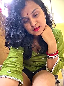 Hotbhabhi882 ওয়েবক্যাম শো