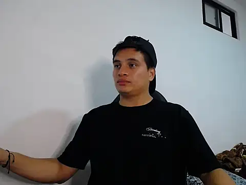 ahntony_hot Webcam show