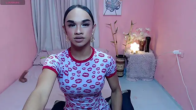 عرض كام VivienneLuxe