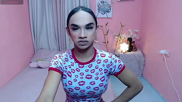 VivienneLuxe 网络视讯表演
