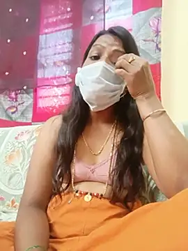 Show de Nehaa702213 na webcam