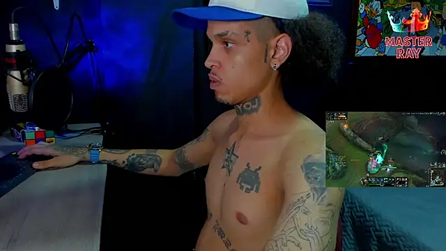 XXXRAYGAMESn Webbikameraesitys