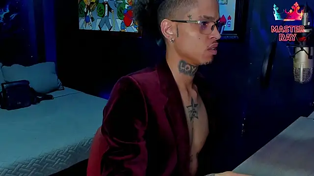 Show modela XXXRAYGAMES na web-kameri