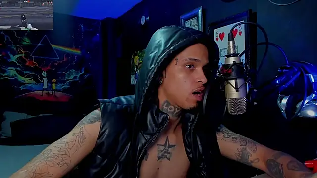عرض كام XXXRAYGAMES