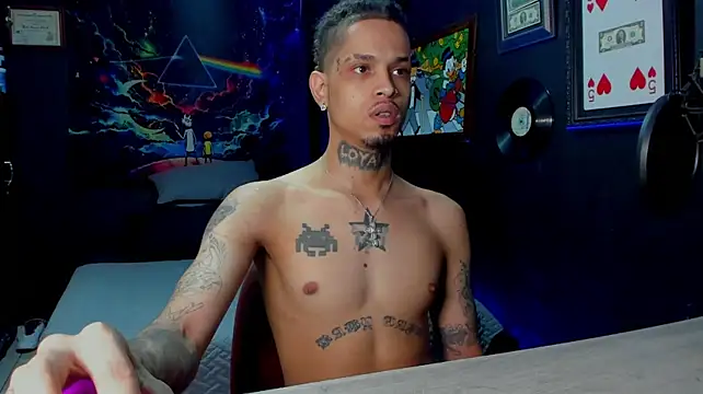 XXXRAYGAMES 网络视讯表演