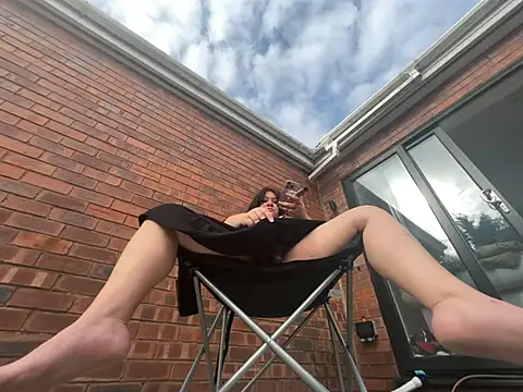 Wild_SkyeXn Webbikameraesitys