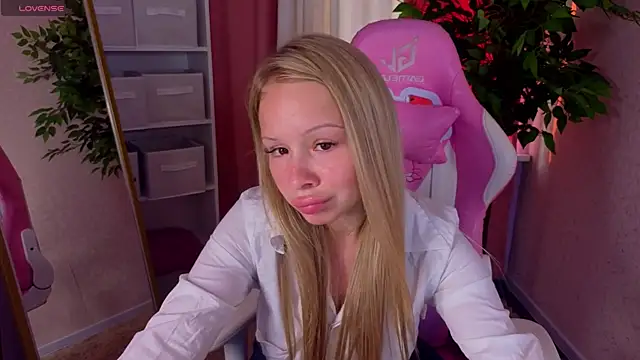 Chatroom XXX en direct de Milana_r0se