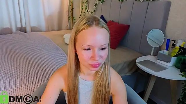 Milana_r0se 라이브 XXX 채팅