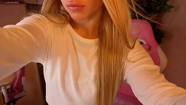 Chatroom XXX en direct de Milana_r0se