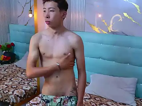MOgekobig18n Webbikameraesitys