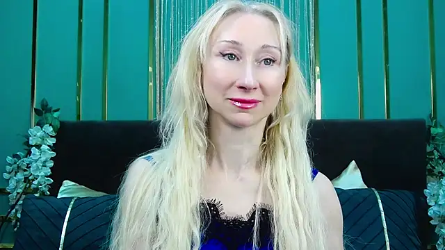KissDreamm's Live XXX Chat