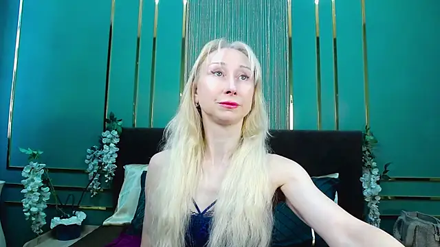 KissDreamm's Live XXX Chat